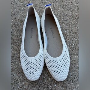Rothy’s - off white flats size 8